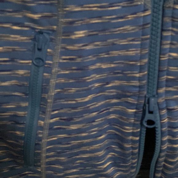 ZELLA Womens Activewear Light Blue Full Zip  Lightweight Track Jacket Medium - Picture 9 of 12